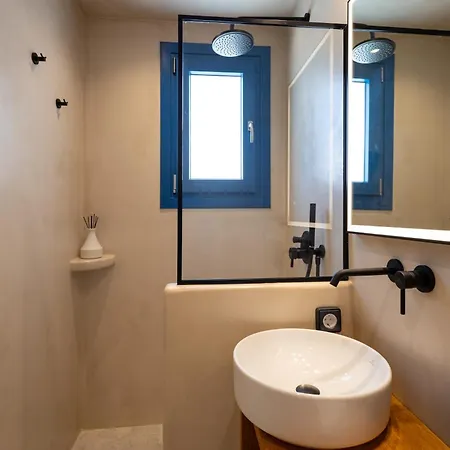 Avelyra Cove Apartment